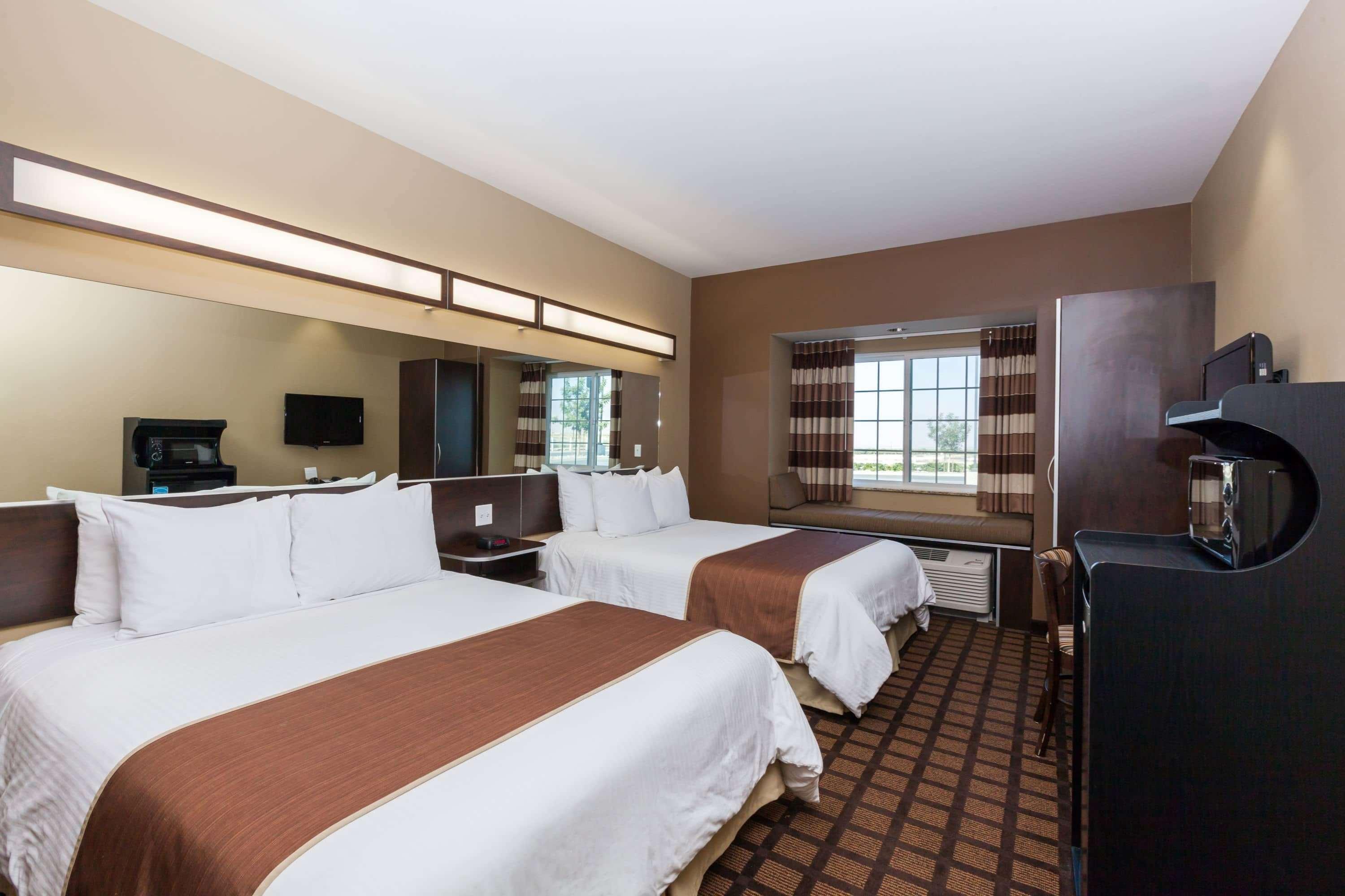 Microtel Inn & Suites By Wyndham Wheeler Ridge Exterior photo