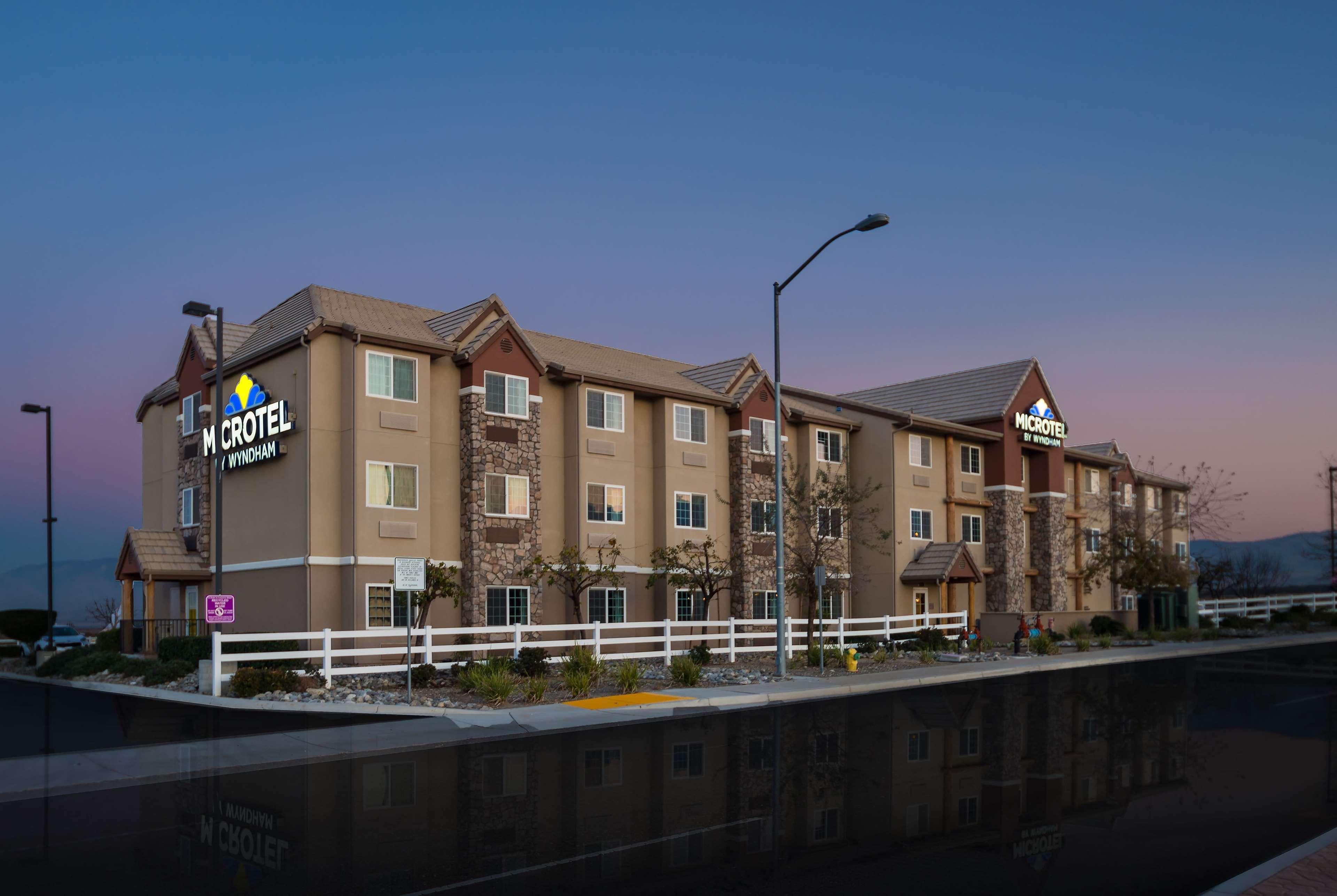 Microtel Inn & Suites By Wyndham Wheeler Ridge Exterior photo